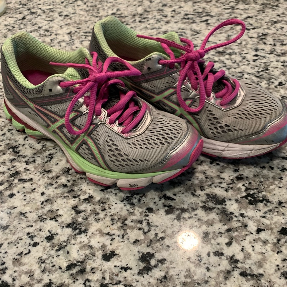 ASICS tennis shoes